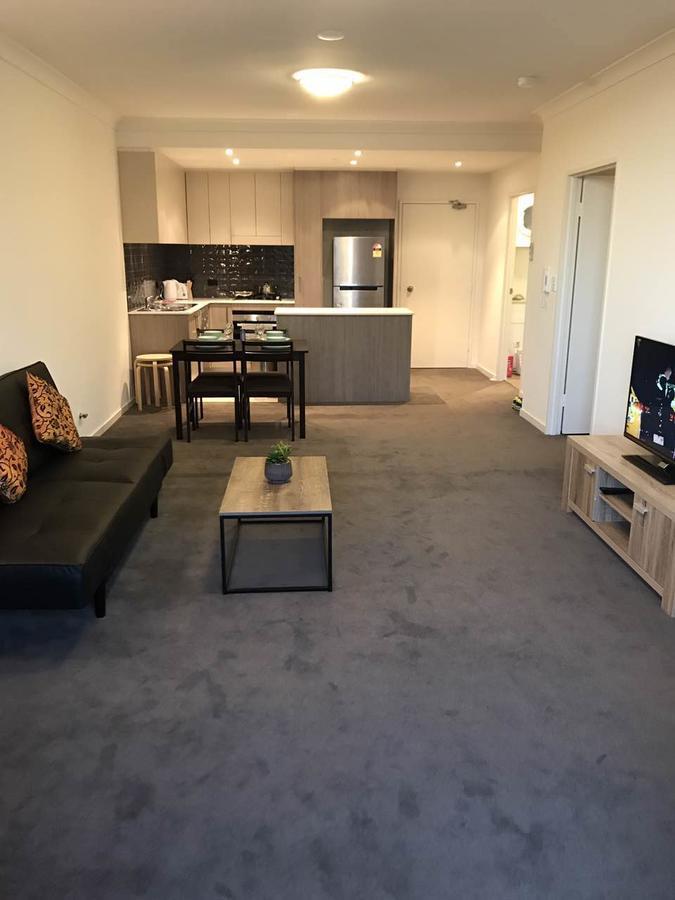 New Apt 2br And 2bath * Liverpool